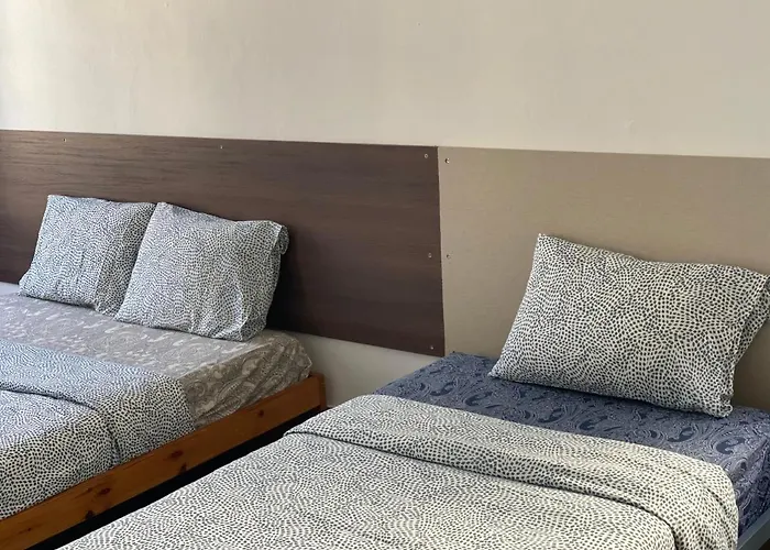 Sri-Indo Guest House Lisboa